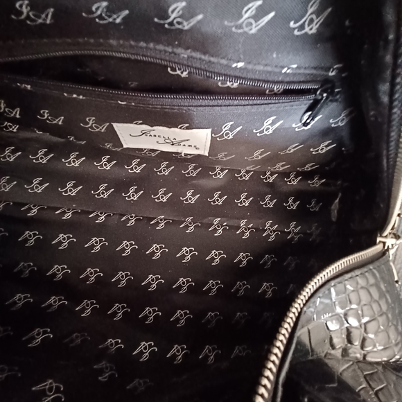 Isabella Adams Black Crocodile Ge urine Leather Shoulder Handbag - Picture 9 of 9